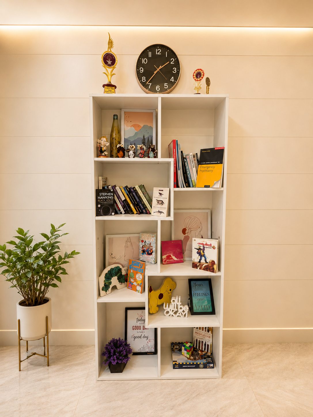 Books and resources at the CINQ.IN clinic